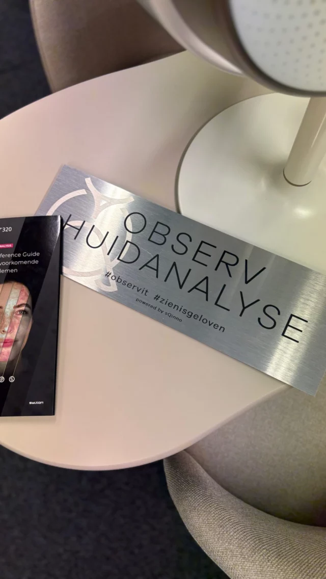 De OBSERV 320 Huidscan is de ideale stap om doelgericht aan jouw huid te werken 🫶🏻🤎

Een OBSERV huidscan brengt de diepere huidlagen in kaart met verschillende soorten (UV) licht. 

Het maakt onzichtbare huidproblemen zoals zonneschade, pigmentstoornissen, droogte en verstopte poriën vroegtijdig zichtbaar. Dit biedt de basis voor een specifiek en gericht behandel- en productadvies.

Plan jou Huidscan snel in, en ga aan de slag!

#drogist #drogisterij #schoonheidssalon #schoonheidsspecialist #observ320